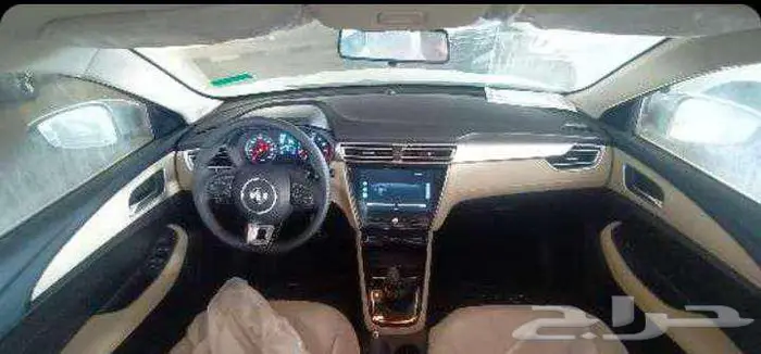 ام جي 5 ستندر2025 اقل قسط وبدون دفعه اولي 9