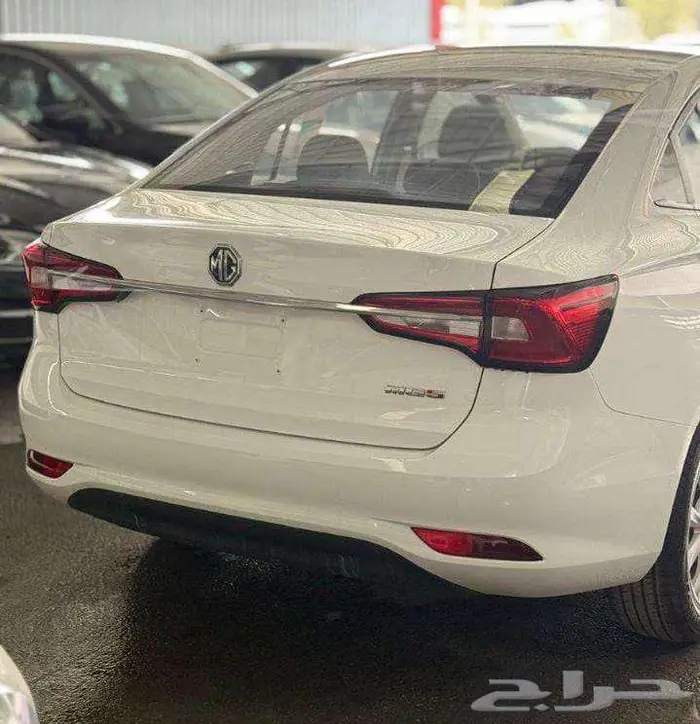 ام جي 5 ستندر2025 اقل قسط وبدون دفعه اولي 1