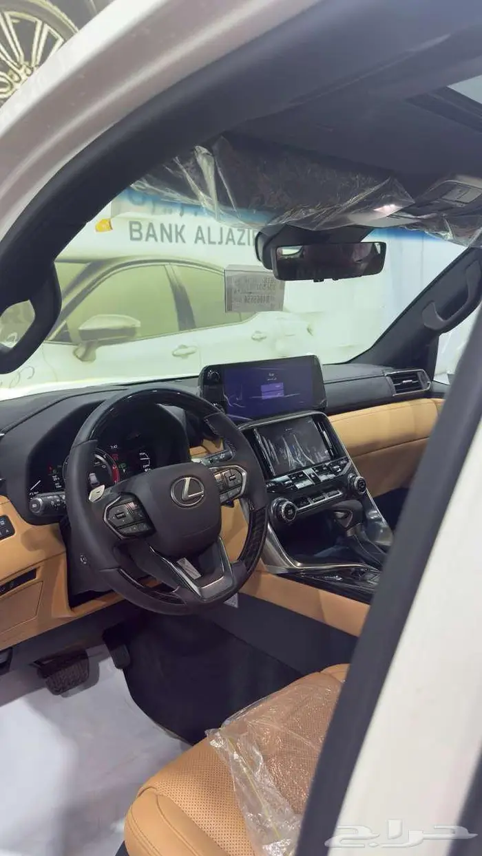سيارة لكزس LX600 2024 فئة BB 5