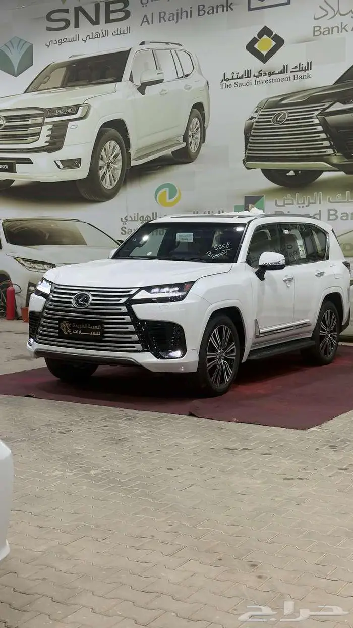 سيارة لكزس LX600 2024 فئة BB 10