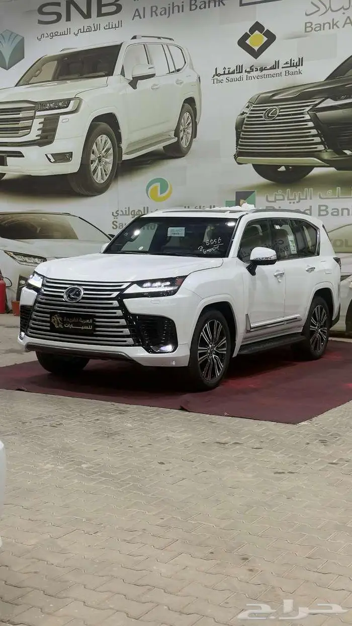 سيارة لكزس LX600 2024 فئة BB 9
