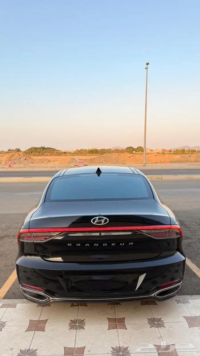 هونداي ازيرا 2020( بنزين) v6 فل كامل بانوراما 3