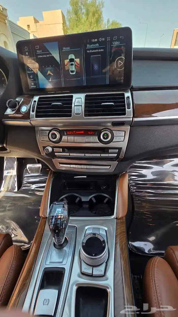 سيارة للبيع BMW x6 2013 7