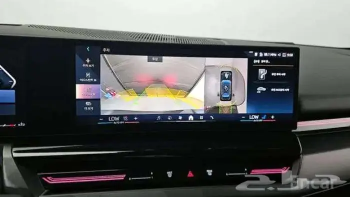 بي ام دبليو الفئة الخامسة BMW 5 Series 520i 2024 9