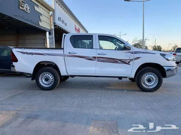 تويوتا هايلوكس غمارتين GL2 غمارتين ديزل 2025 دبل 3
