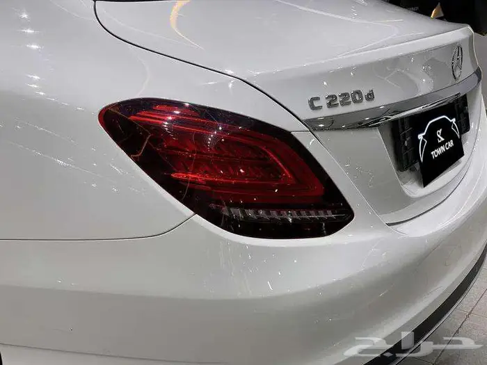 مرسيدس - سي 220 ديزل 2019 - C220d 12