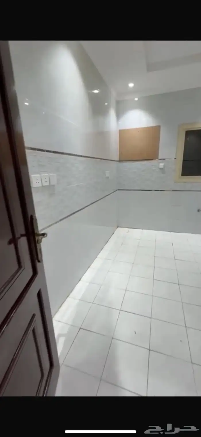 شقه اجار حي الاجواد خمس غرف 5