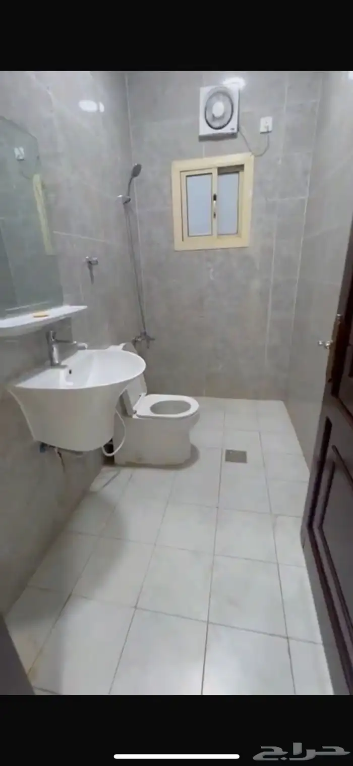 شقه اجار حي الاجواد خمس غرف 2