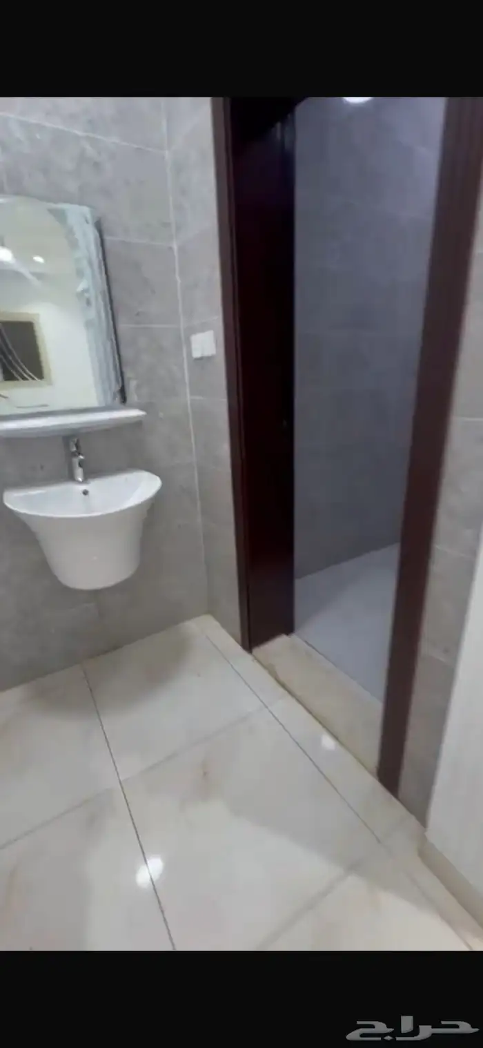 شقه اجار حي الاجواد خمس غرف 11