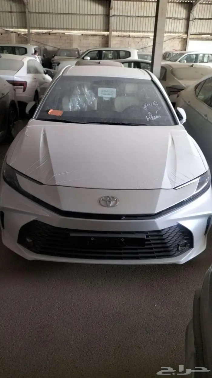كامري E ستاندر بنزين 2025 2