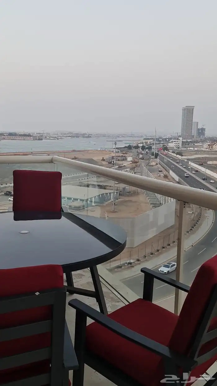 شقة للايجار في برج ريزدنس ابحر الجنوبية 9