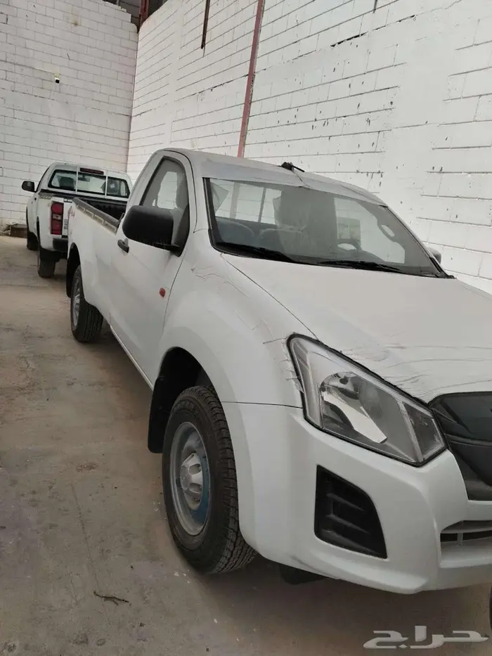 ايسوزو غمارة عادي 1.9 لتر(4X4)زجاج كهربا 2024 0