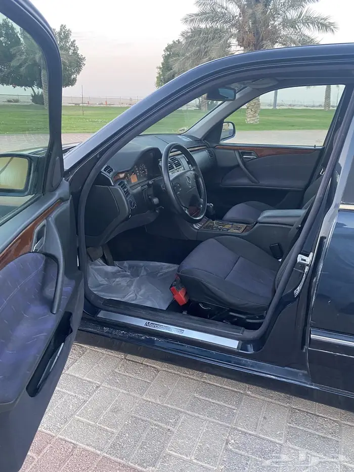 مرسدس e240 مديل2002 9