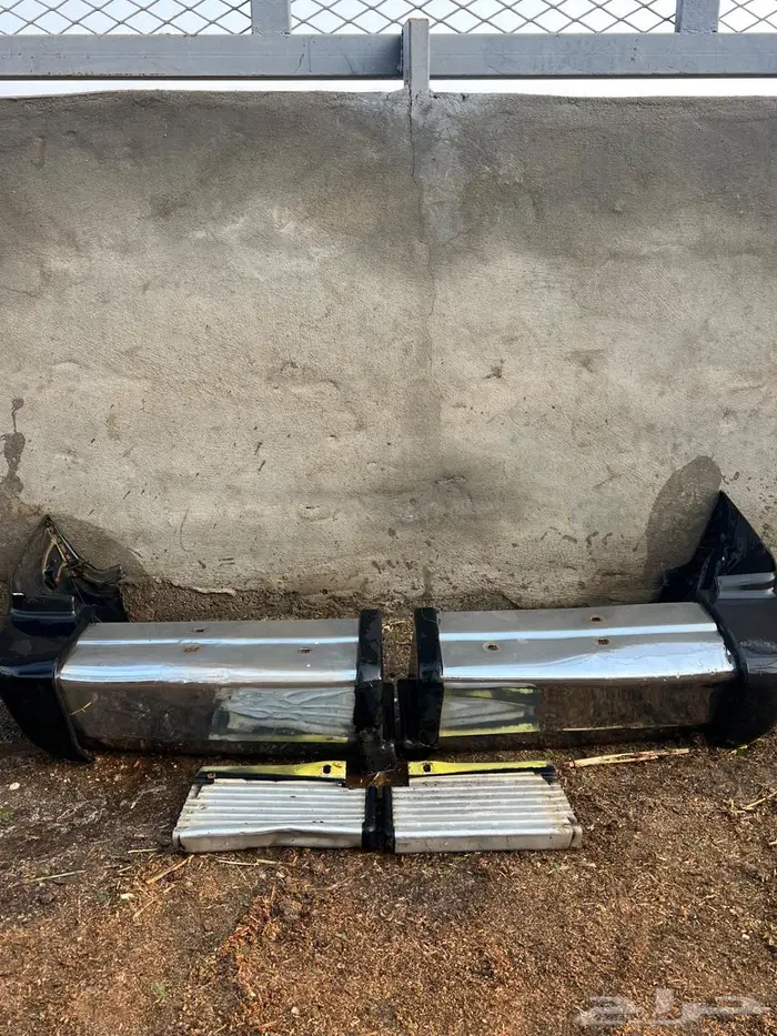 صدام خلفي جيب ربع 93 - 2006 0