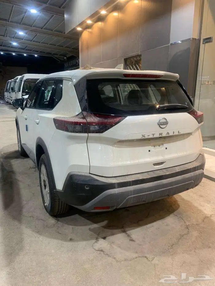 نيسان اكس تريل SV بلس 2025 كاش وتقسيط 9