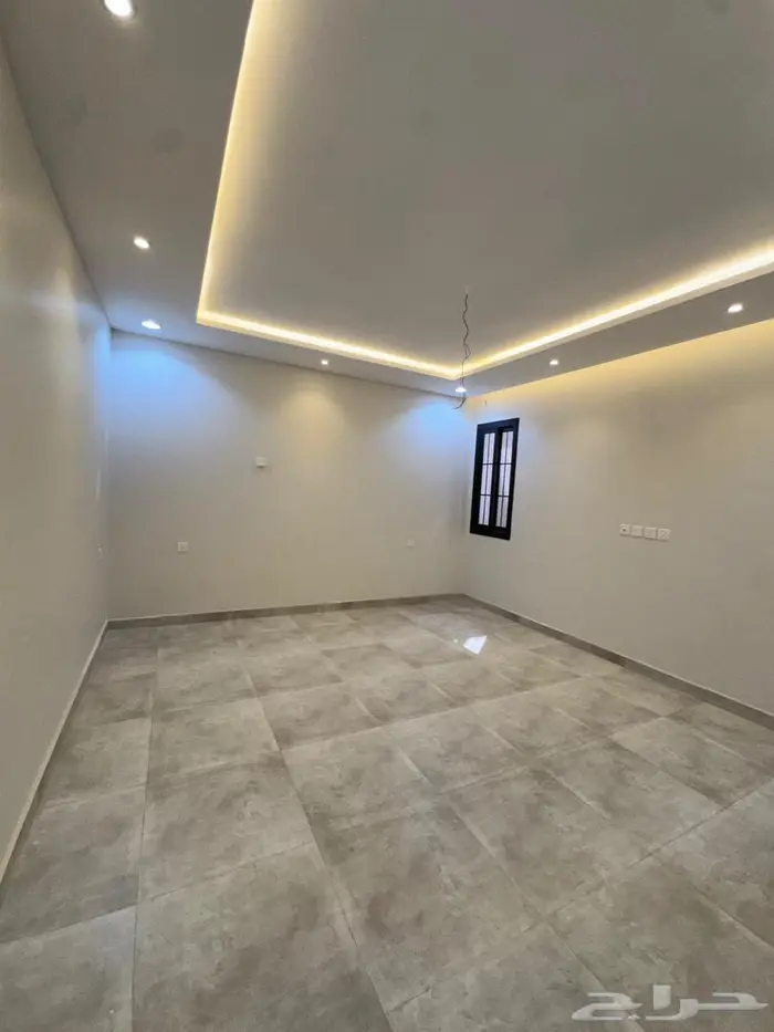 فلا للبيع ولي العهد 1 3