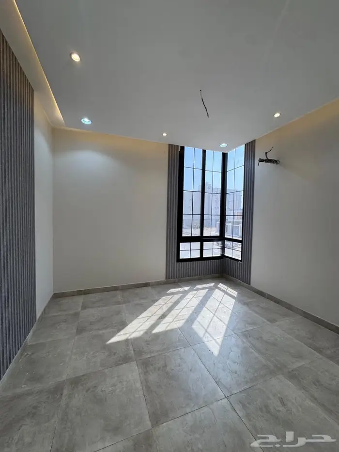 فلا للبيع ولي العهد 1 7