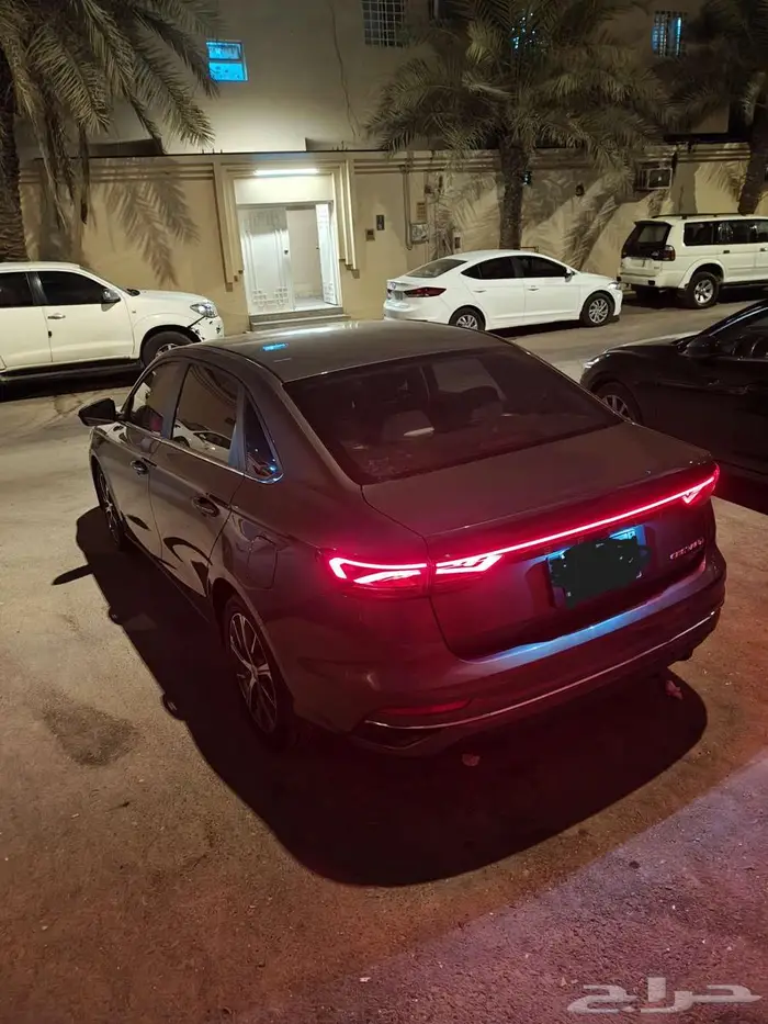 جيلي ايمجراند 2025 (السعر نهائي)   بدون حوادث - ممشى قليل 6