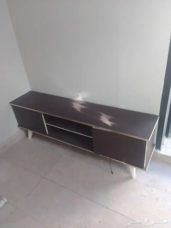طاوله للبيع 0