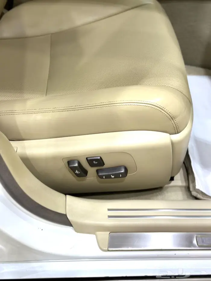 لكزس لاراج 2012 عبداللطيف 460 LS . 23