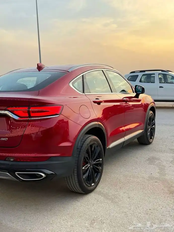 جيلي توجيلا 2022 - فل كامل 4WD عداد 45 الف كيلو فقط 4