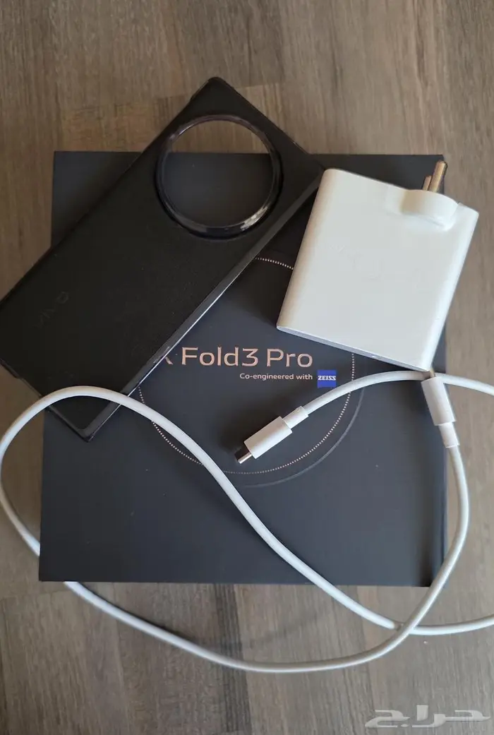 للبيع جوال Vivo X Fold 3 Pro نسخة عالمية بحالة الجديد 8