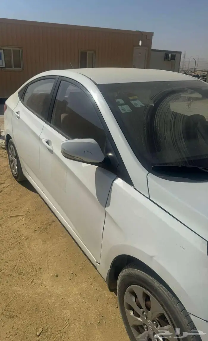 سيارة هيونداي أكسنت 2