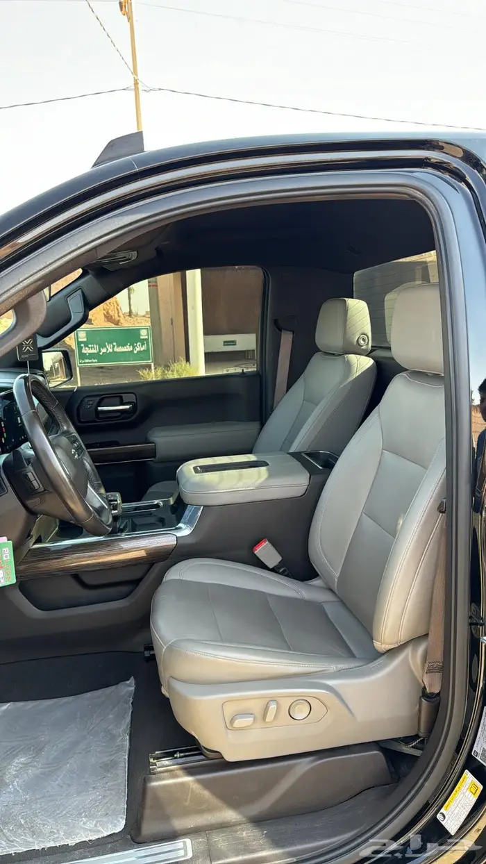 شيفروليه سلفارادو 2022. Z71 10