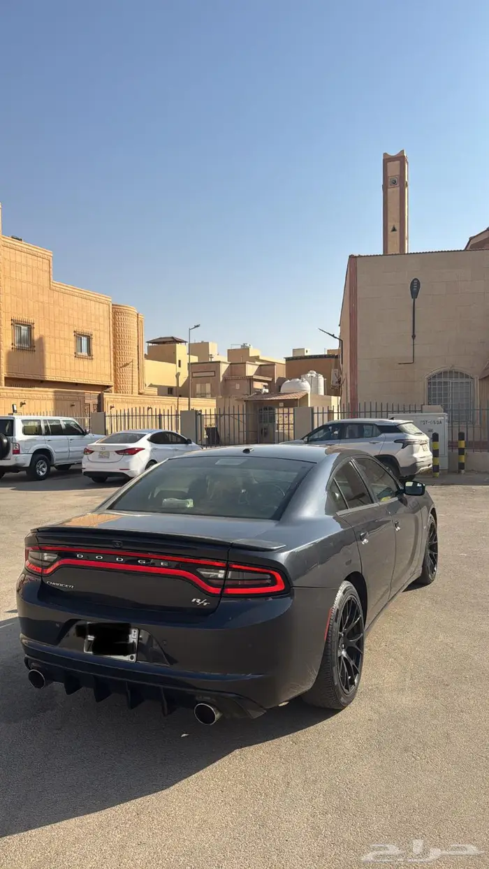 للبيع او البدل المناسب تشارجر RT 2017 3