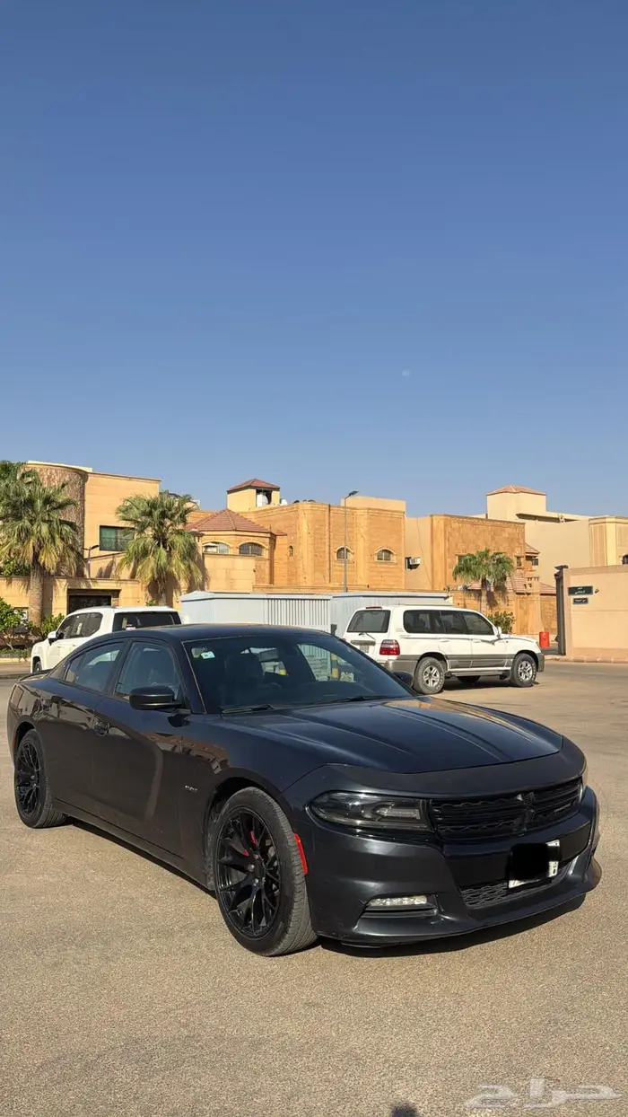 للبيع او البدل المناسب تشارجر RT 2017 0