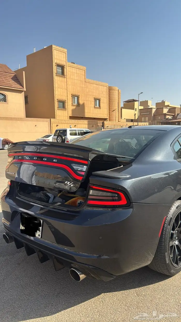 للبيع او البدل المناسب تشارجر RT 2017 7