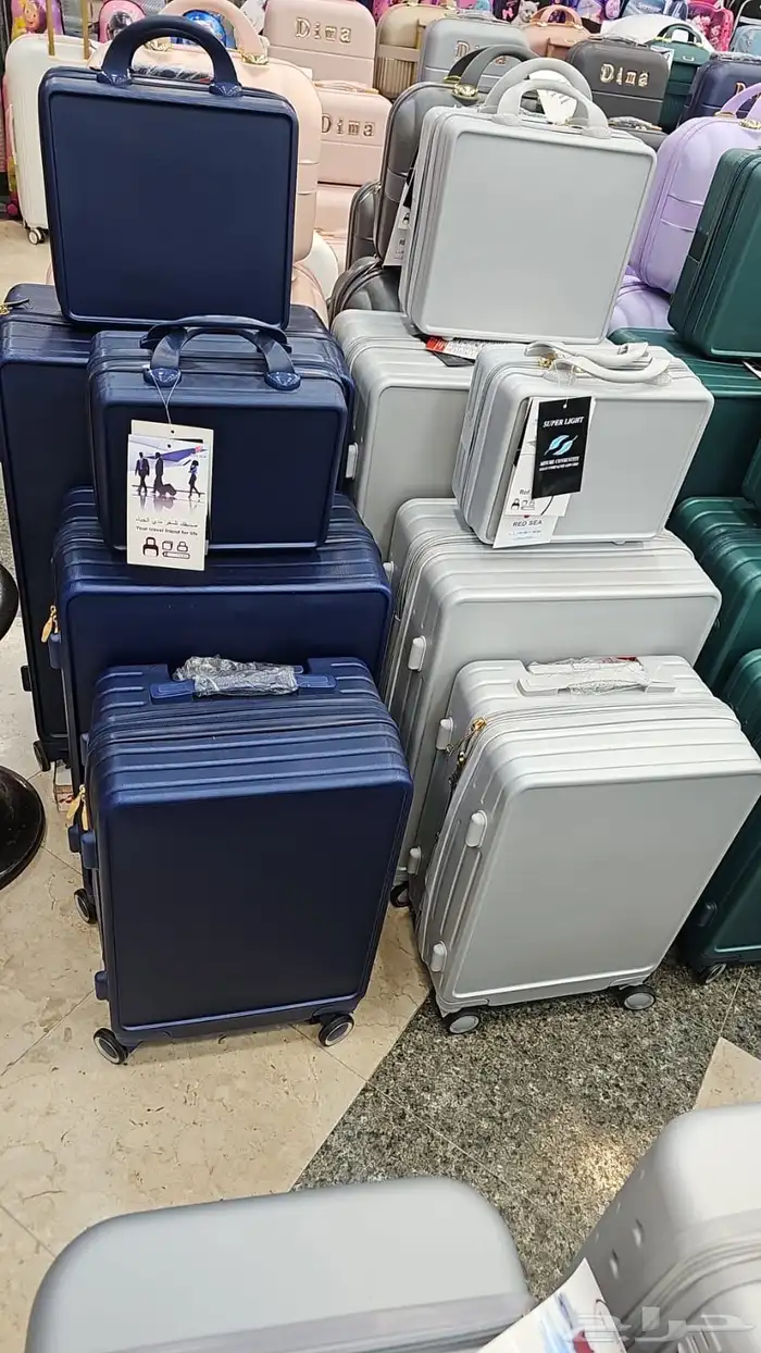 عرض لاطقم شنط السفر 12