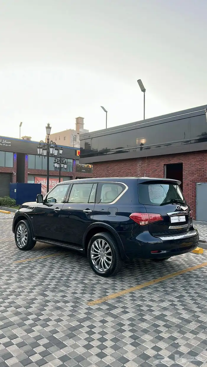 للبيع انفنتي 2016 qx80 4