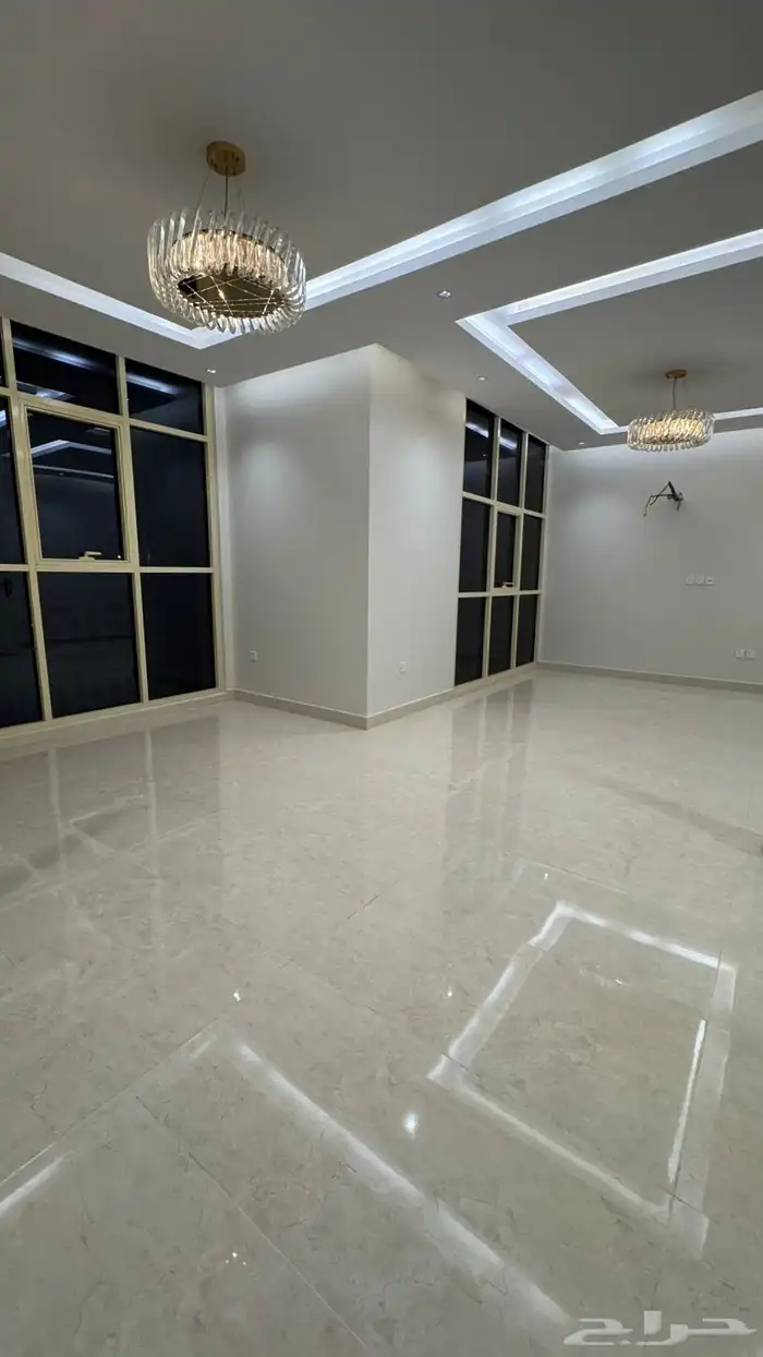 للبيع فيلا في حي الزمرد ابحر الشماليه 12