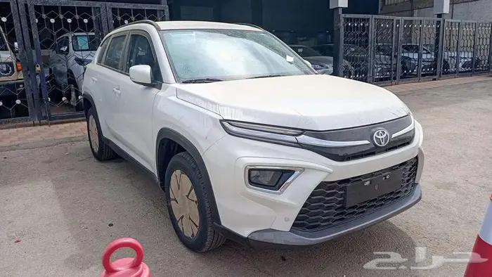 تويوتا اوربان كروز 2026 استاندر 1