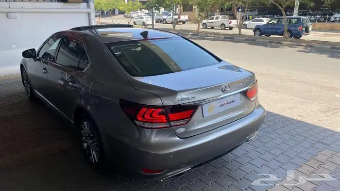 لكزس LS 460 2015 سعودي 26