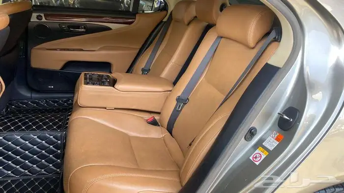 لكزس LS 460 2015 سعودي 19
