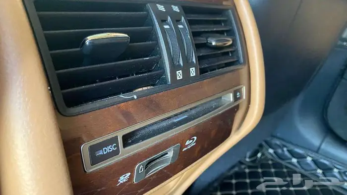 لكزس LS 460 2015 سعودي 21