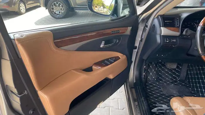 لكزس LS 460 2015 سعودي 4