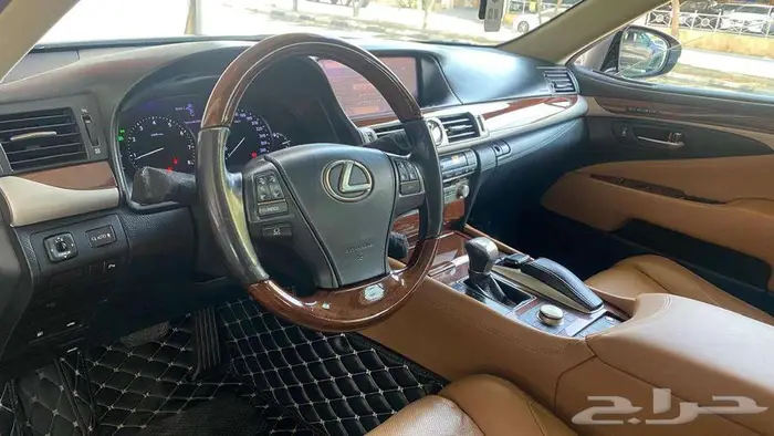 لكزس LS 460 2015 سعودي 5
