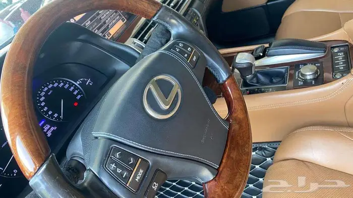 لكزس LS 460 2015 سعودي 7