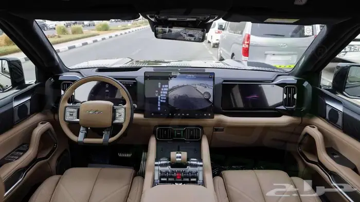 2025 BYD LEOPARD 8 2.0T Plug-in Hybrid اصفار مع ضمان 1