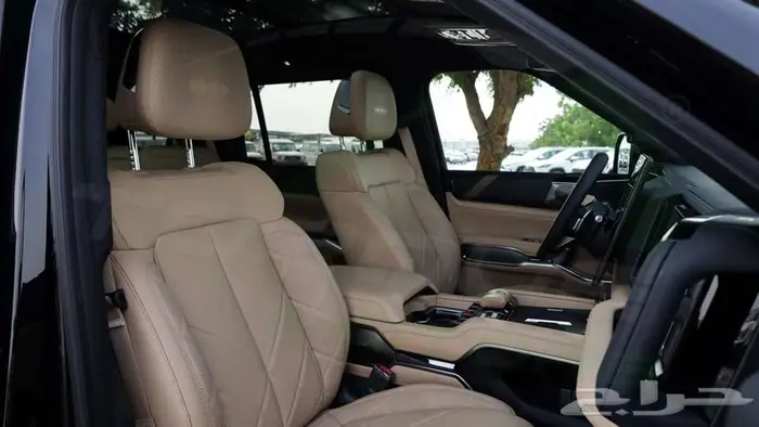 2025 BYD LEOPARD 8 2.0T Plug-in Hybrid اصفار مع ضمان 17