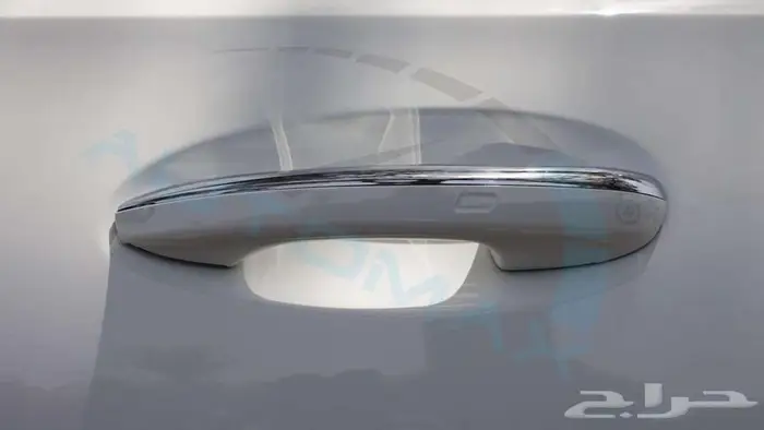 مرسيدس بنز سي 200 بريميوم 2025 خليجي اصفار مع ضمان الوكيل 27