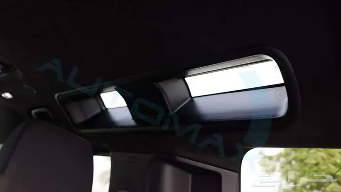 لاند روفر ديفندر 110 OCTA EDITION ONE 2025 اصفار مع ضمان 29