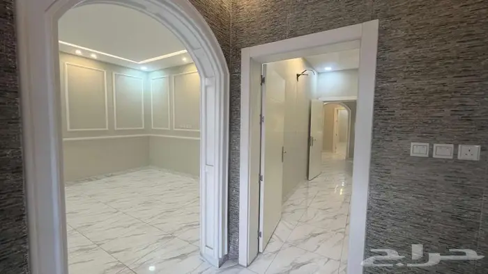 فيلا بحي طيبة للبيع 256 م 2