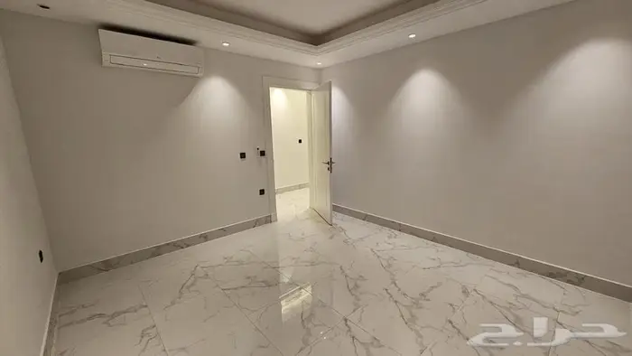 فرصة سكنية او استثمارية شقة مودرن للبيع في الرياض حي الريان 19
