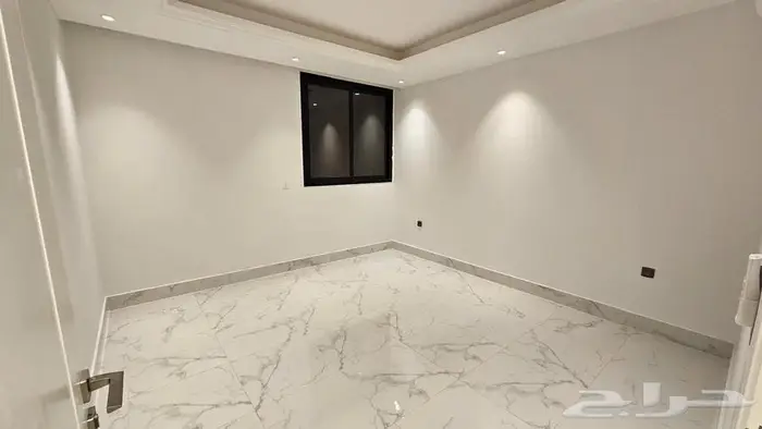 فرصة سكنية او استثمارية شقة مودرن للبيع في الرياض حي الريان 18
