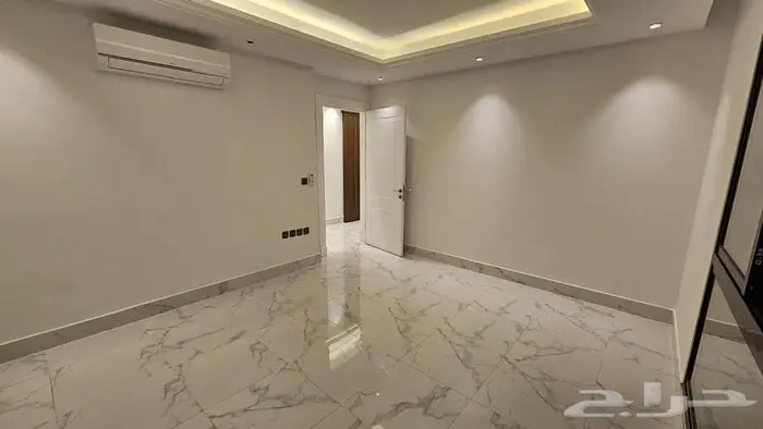 فرصة سكنية او استثمارية شقة مودرن للبيع في الرياض حي الريان 21