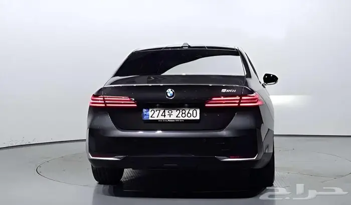 بي ام دبليو الفئة الخامسة BMW 5 Series 520i 2024 3